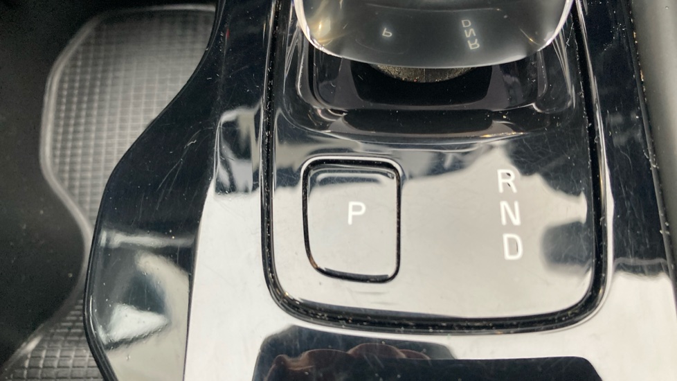 Volvo XC40 1.5 T3 [163] Inscription 5dr Geartronic Petrol Estate - Image 33