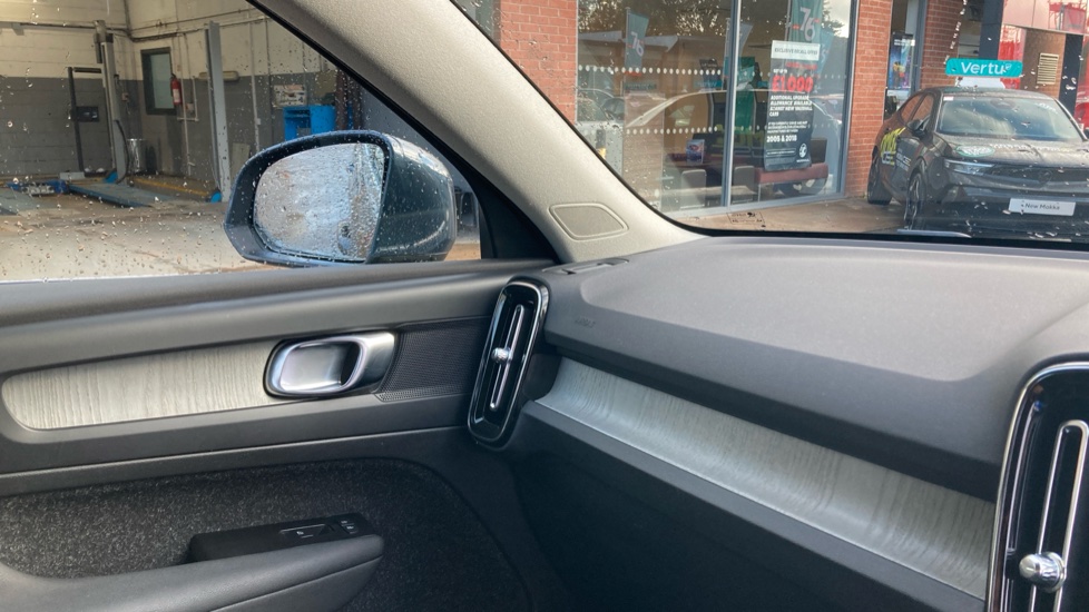 Volvo XC40 1.5 T3 [163] Inscription 5dr Geartronic Petrol Estate - Image 82