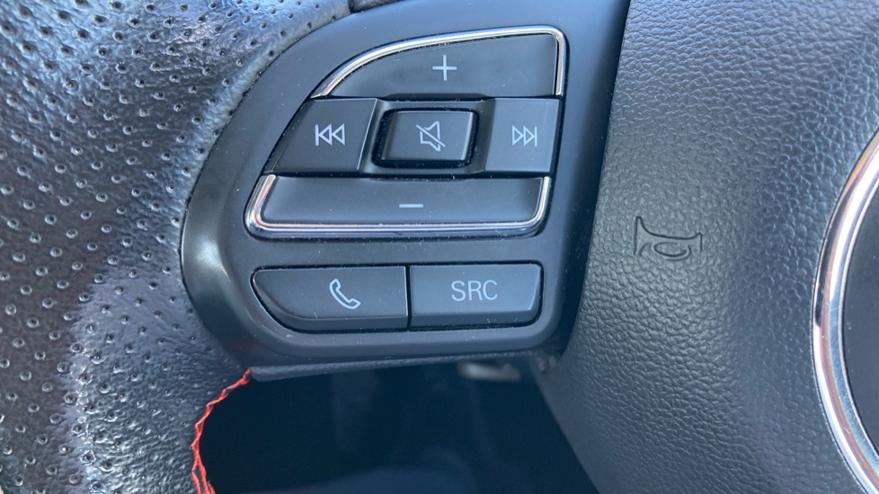 MG ZS 130kW SE EV 51kWh 5dr Auto Electric Hatchback - Image 28