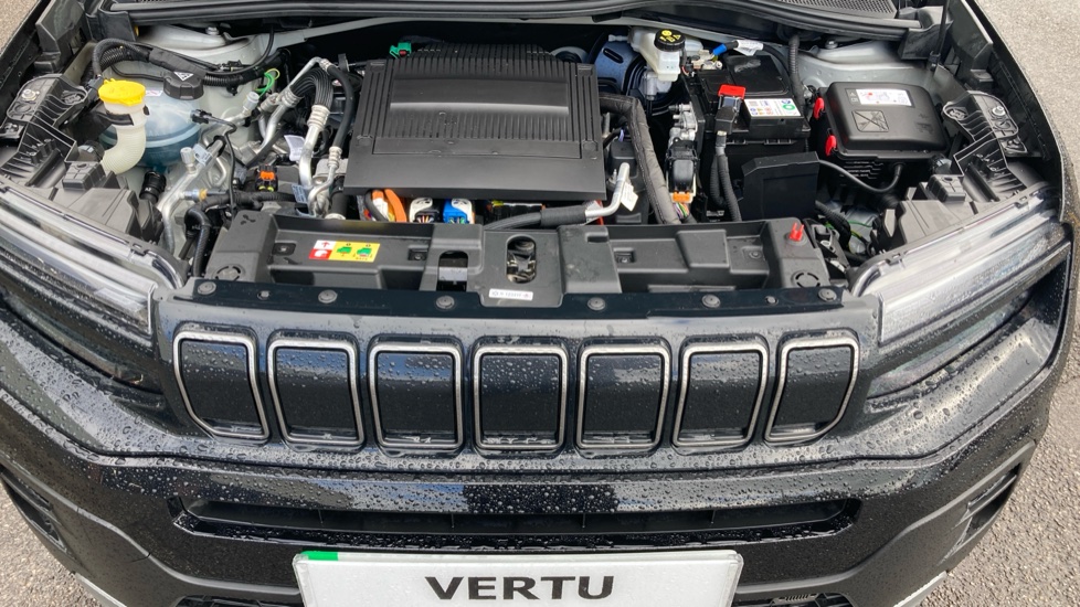 Jeep Avenger 115kW Summit 54kWh 5dr Auto Electric Hatchback - Image 8