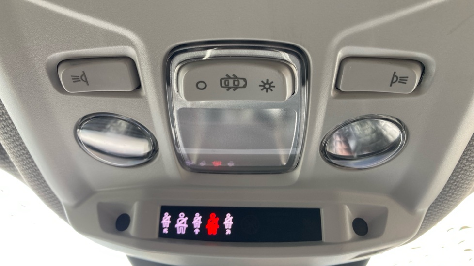 Jeep Avenger 115kW Summit 54kWh 5dr Auto Electric Hatchback - Image 32