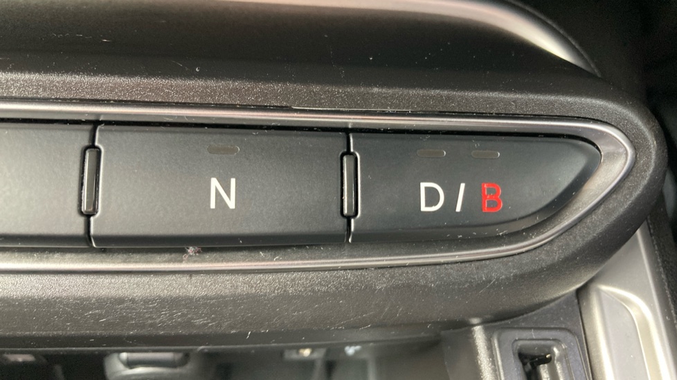Jeep Avenger 115kW Summit 54kWh 5dr Auto Electric Hatchback - Image 37