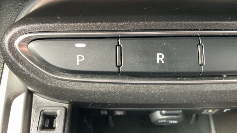 Jeep Avenger 115kW Summit 54kWh 5dr Auto Electric Hatchback - Image 38