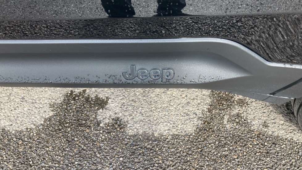 Jeep Avenger 115kW Summit 54kWh 5dr Auto Electric Hatchback - Image 70