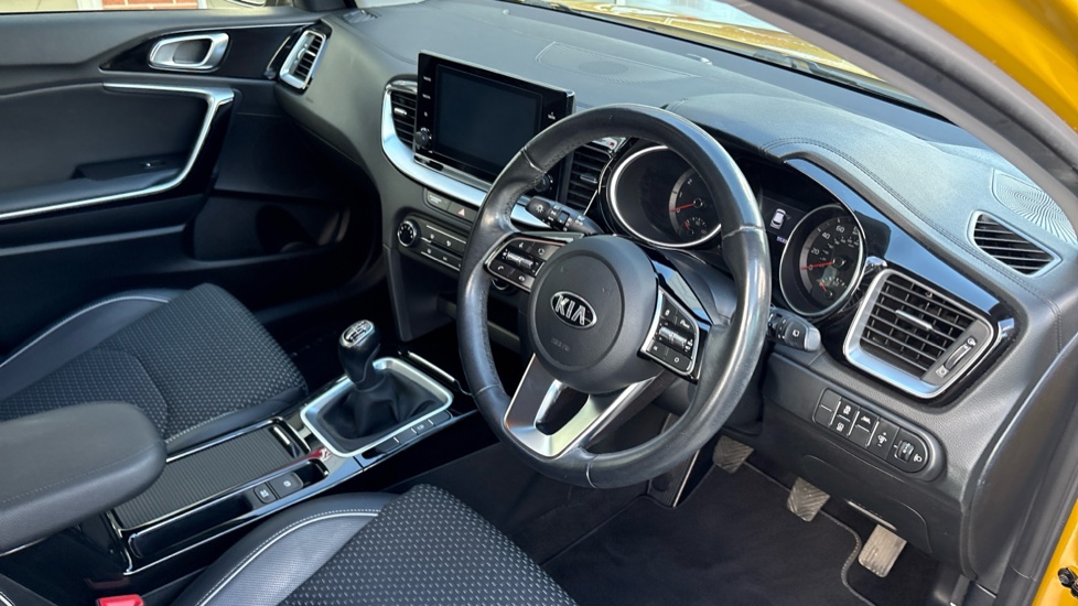 Kia Xceed 1.0T GDi ISG Edition 5dr Petrol Hatchback - Image 11