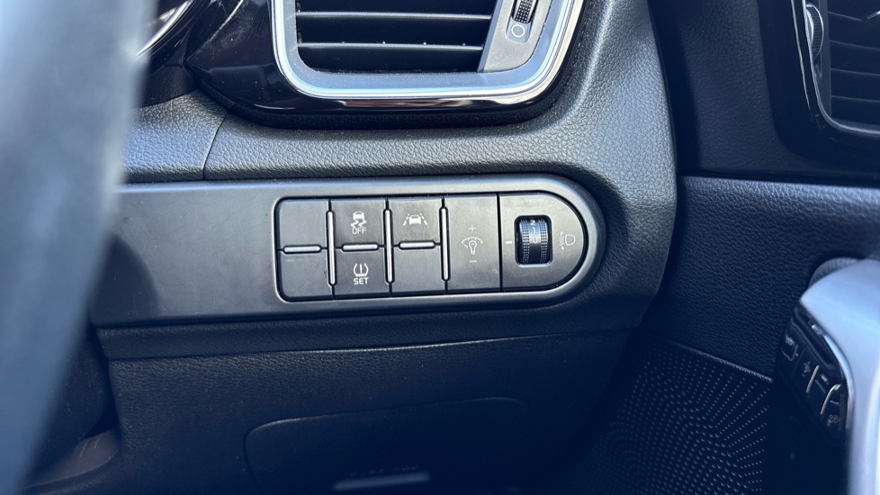 Kia Xceed 1.0T GDi ISG Edition 5dr Petrol Hatchback - Image 23