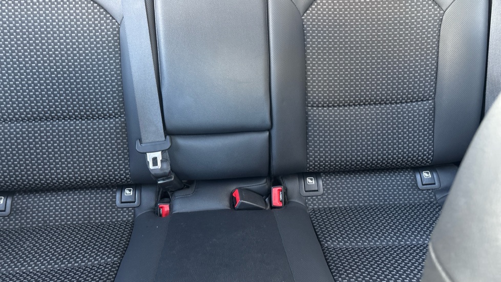 Kia Xceed 1.0T GDi ISG Edition 5dr Petrol Hatchback - Image 38