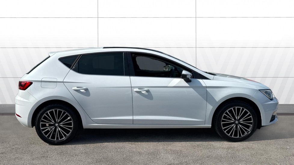 SEAT Leon 1.5 TSI EVO 150 Xcellence Lux [EZ] 5dr DSG Petrol Hatchback - Image 5