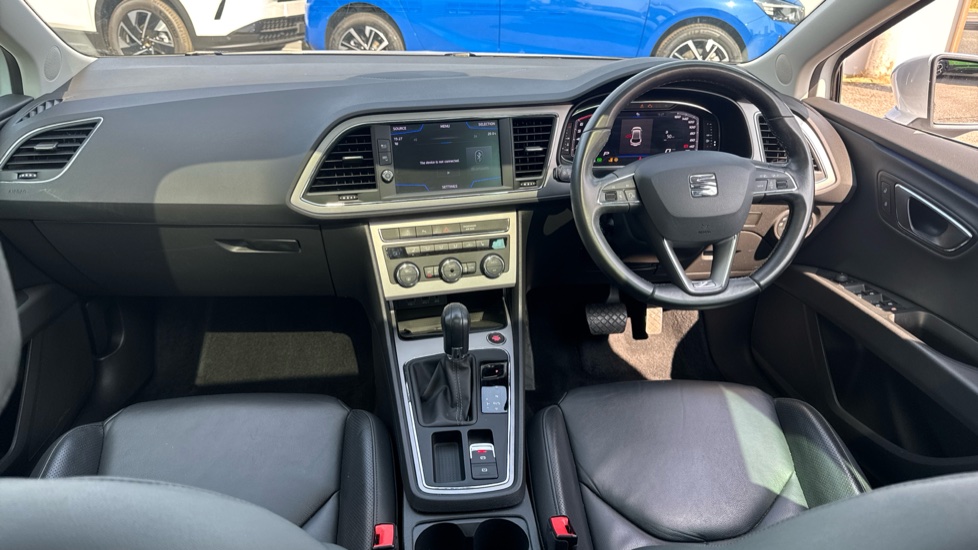 SEAT Leon 1.5 TSI EVO 150 Xcellence Lux [EZ] 5dr DSG Petrol Hatchback - Image 10