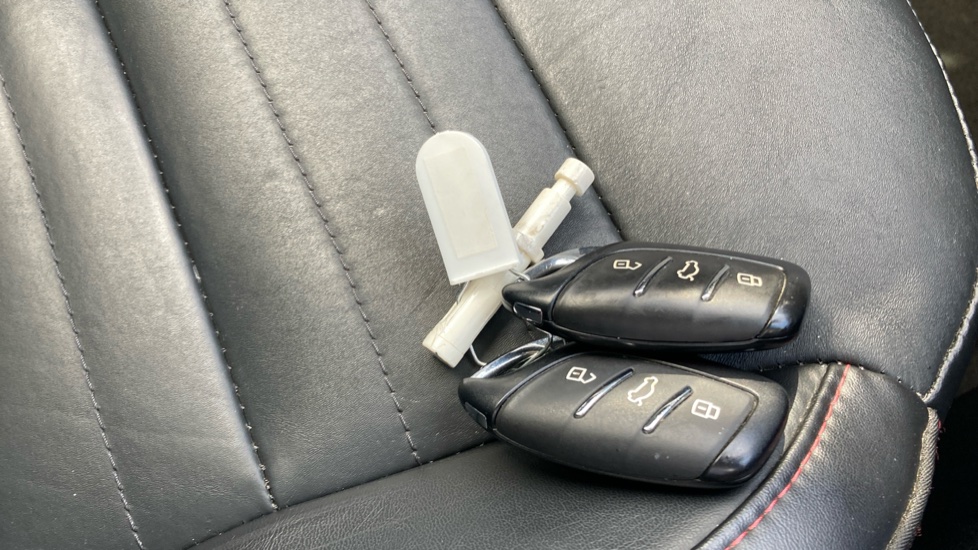 MG HS 1.5 T-GDI Exclusive 5dr DCT Petrol Hatchback - Image 20