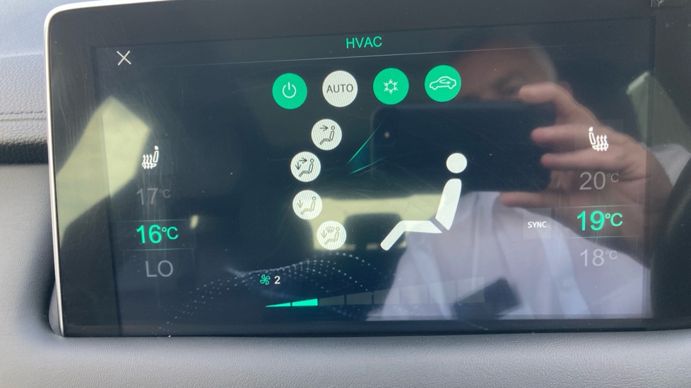 MG HS 1.5 T-GDI Exclusive 5dr DCT Petrol Hatchback - Image 22
