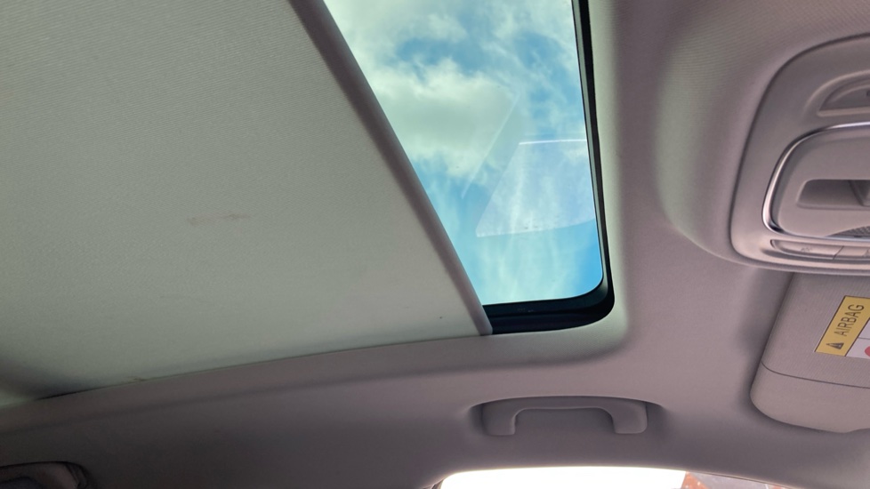 MG HS 1.5 T-GDI Exclusive 5dr DCT Petrol Hatchback - Image 34