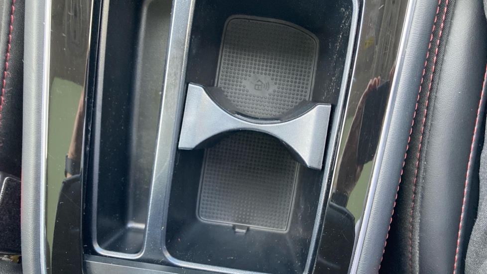 MG HS 1.5 T-GDI Exclusive 5dr DCT Petrol Hatchback - Image 39