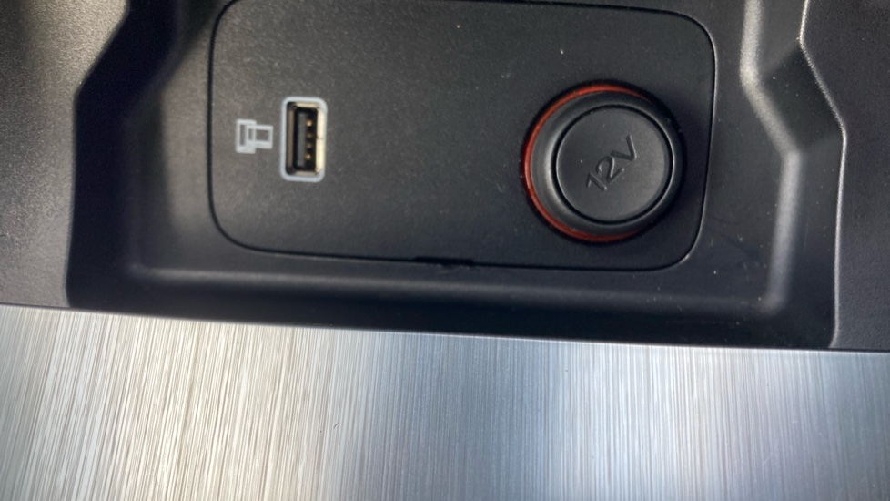 MG HS 1.5 T-GDI Exclusive 5dr DCT Petrol Hatchback - Image 43