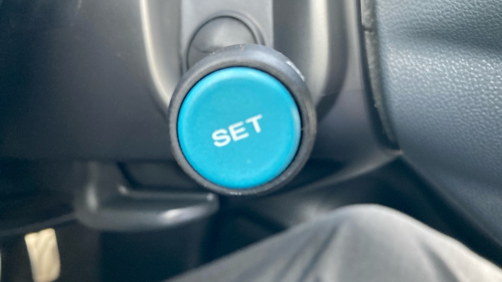 MG HS 1.5 T-GDI Exclusive 5dr DCT Petrol Hatchback - Image 47