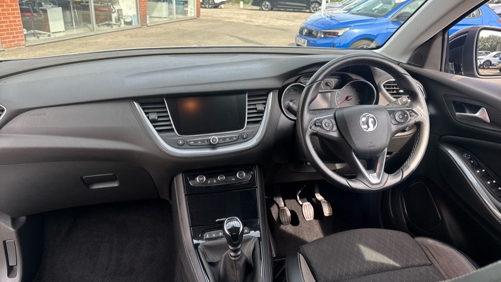 Vauxhall Grandland X 1.2 Turbo Sport Nav 5dr Petrol Hatchback - Image 10