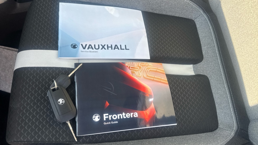 Vauxhall Frontera 83kW Ultimate 54kWh Extended Range 5dr Auto Electric Estate - Image 19