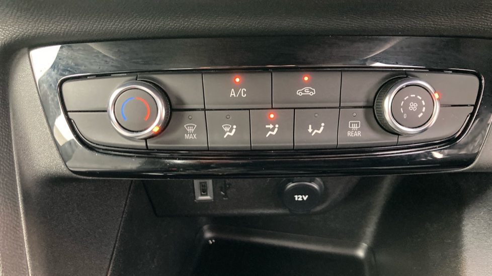 Vauxhall Corsa 1.2 Turbo Design 5dr Petrol Hatchback - Image 39