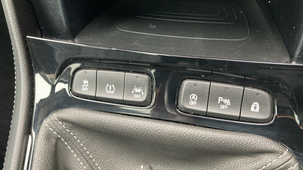 Vauxhall Grandland X 1.2 Turbo Elite Nav Premium 5dr Petrol Hatchback - Image 30
