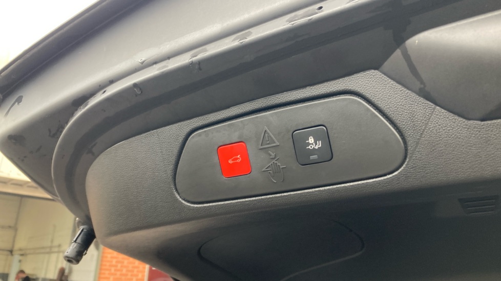 Vauxhall Grandland X 1.2 Turbo Elite Nav Premium 5dr Petrol Hatchback - Image 35