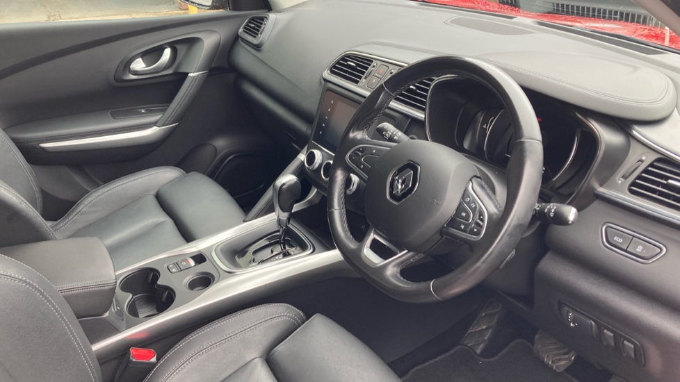 Renault Kadjar 1.3 TCE GT Line 5dr EDC Petrol Hatchback - Image 11