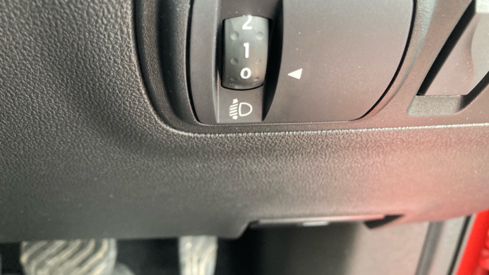 Renault Kadjar 1.3 TCE GT Line 5dr EDC Petrol Hatchback - Image 54