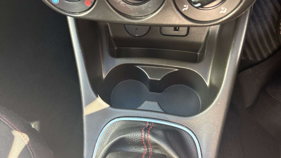 Vauxhall Corsa 1.4 SRi Nav 5dr Petrol Hatchback - Image 32