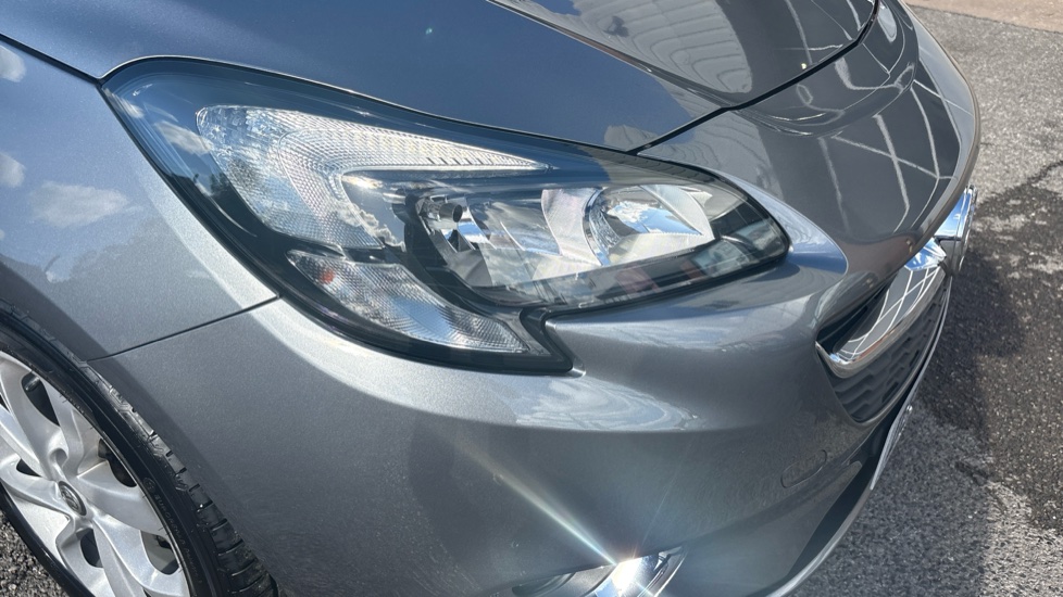 Vauxhall Corsa 1.4 SRi Nav 5dr Petrol Hatchback - Image 40