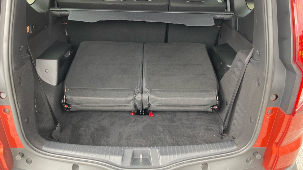 Dacia Jogger 1.0 TCe Comfort 5dr Petrol Estate - Image 4