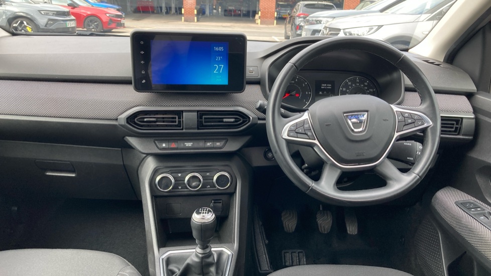 Dacia Jogger 1.0 TCe Comfort 5dr Petrol Estate - Image 10