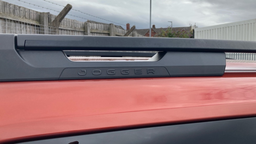 Dacia Jogger 1.0 TCe Comfort 5dr Petrol Estate - Image 55