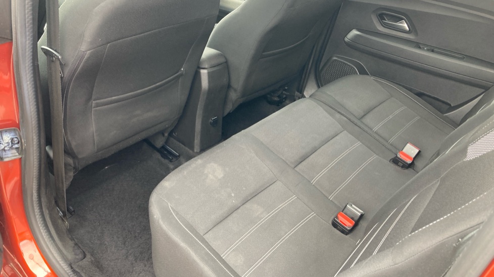 Dacia Jogger 1.0 TCe Comfort 5dr Petrol Estate - Image 67