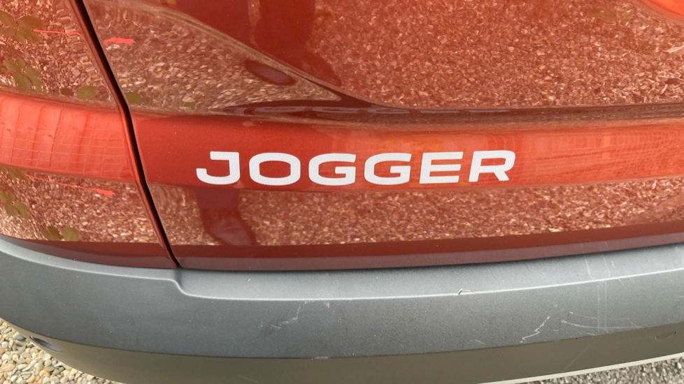 Dacia Jogger 1.0 TCe Comfort 5dr Petrol Estate - Image 71