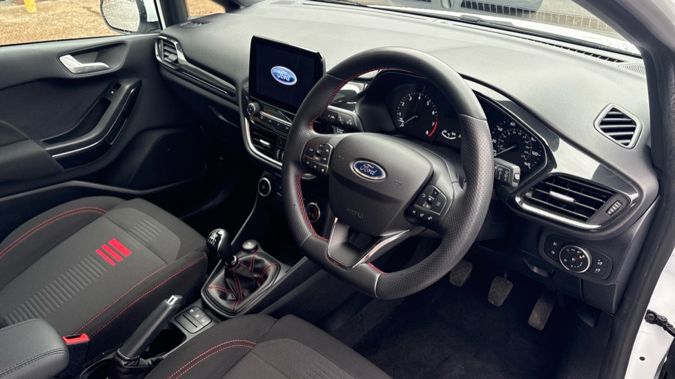Ford Fiesta 1.0 EcoBoost Hybrid mHEV 125 ST-Line 5dr Petrol Hatchback - Image 11