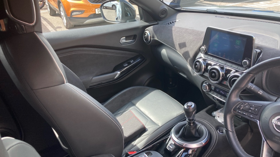 Nissan Juke 1.0 DiG-T 114 Tekna+ 5dr Petrol Hatchback - Image 14