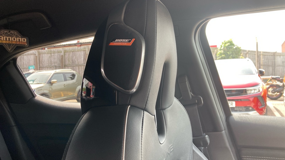 Nissan Juke 1.0 DiG-T 114 Tekna+ 5dr Petrol Hatchback - Image 29