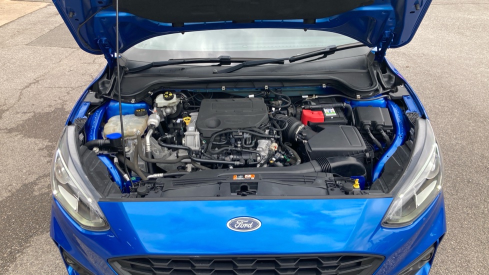 Ford Focus 1.0 EcoBoost 125 ST-Line X 5dr Petrol Hatchback - Image 8