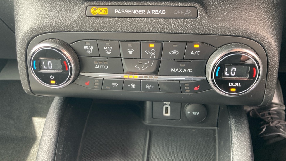 Ford Focus 1.0 EcoBoost 125 ST-Line X 5dr Petrol Hatchback - Image 22
