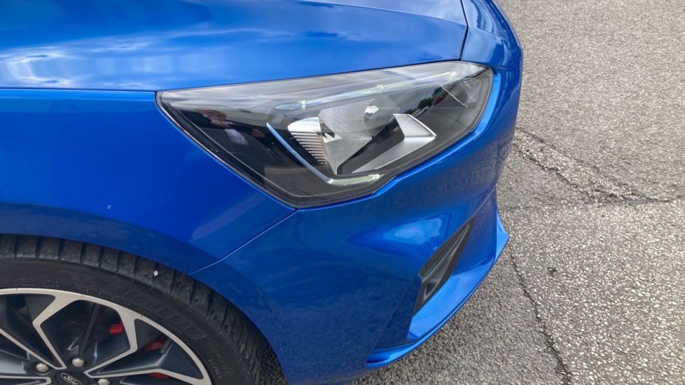 Ford Focus 1.0 EcoBoost 125 ST-Line X 5dr Petrol Hatchback - Image 33