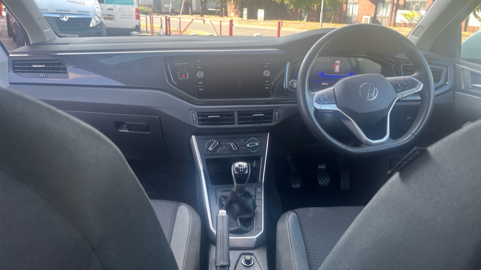 Volkswagen Polo 1.0 TSI Life 5dr Petrol Hatchback - Image 10