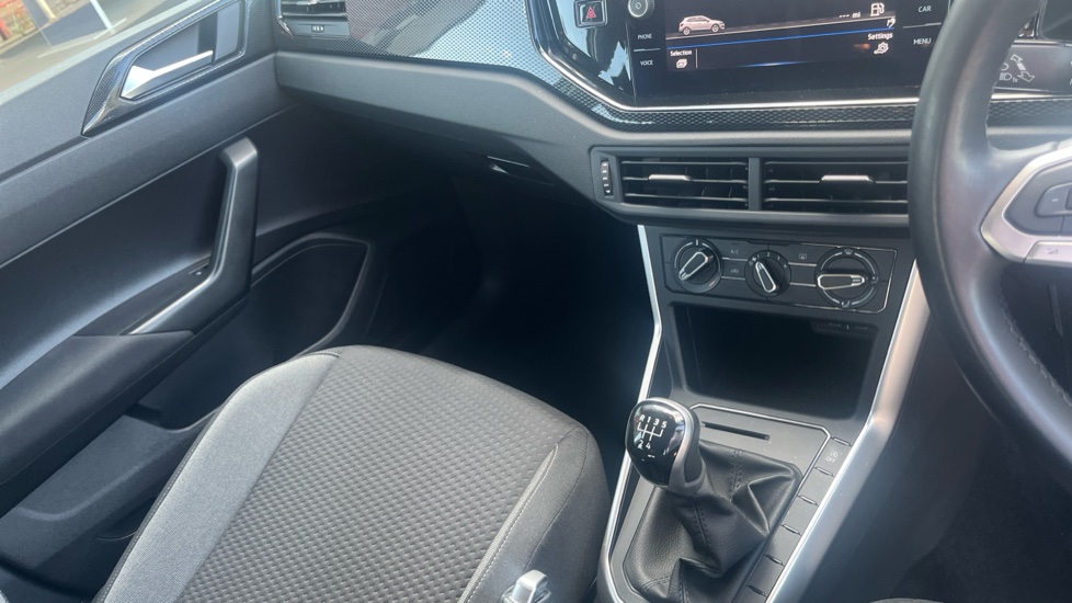 Volkswagen Polo 1.0 TSI Life 5dr Petrol Hatchback - Image 14