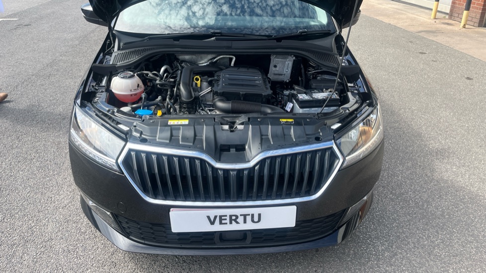 Skoda Fabia 1.0 TSI SE L 5dr Petrol Hatchback - Image 8
