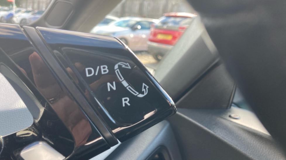 Volkswagen ID.3 150kW 1ST Edition Pro Power 62kWh 5dr Auto Electric Hatchback - Image 13
