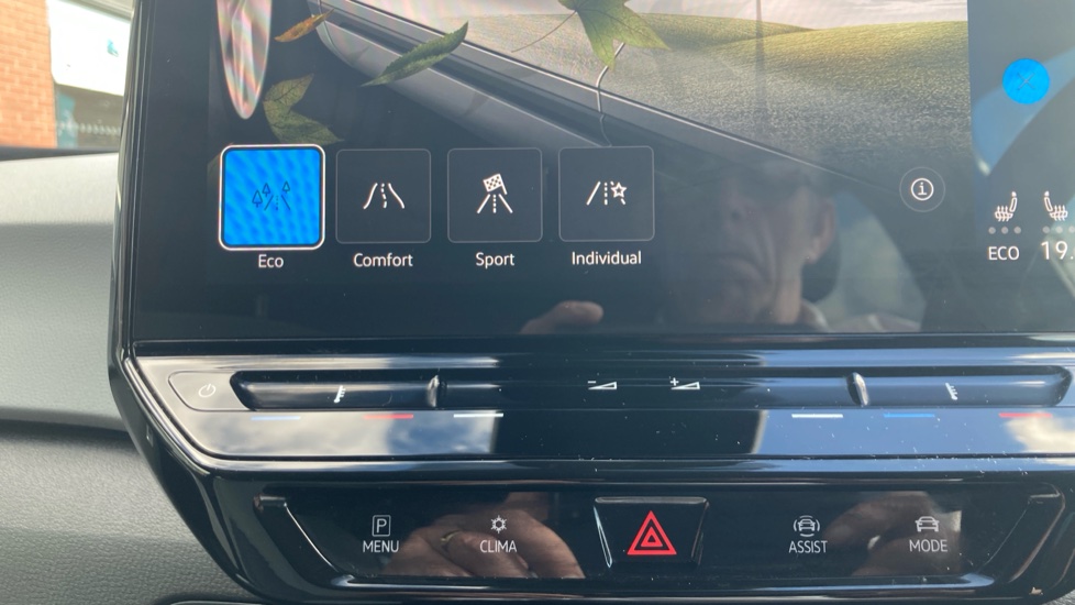 Volkswagen ID.3 150kW 1ST Edition Pro Power 62kWh 5dr Auto Electric Hatchback - Image 34