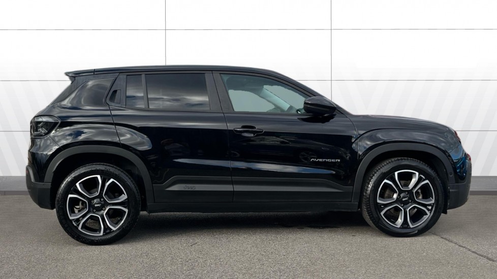 Jeep Avenger 115kW Summit 54kWh 5dr Auto Electric Hatchback - Image 5