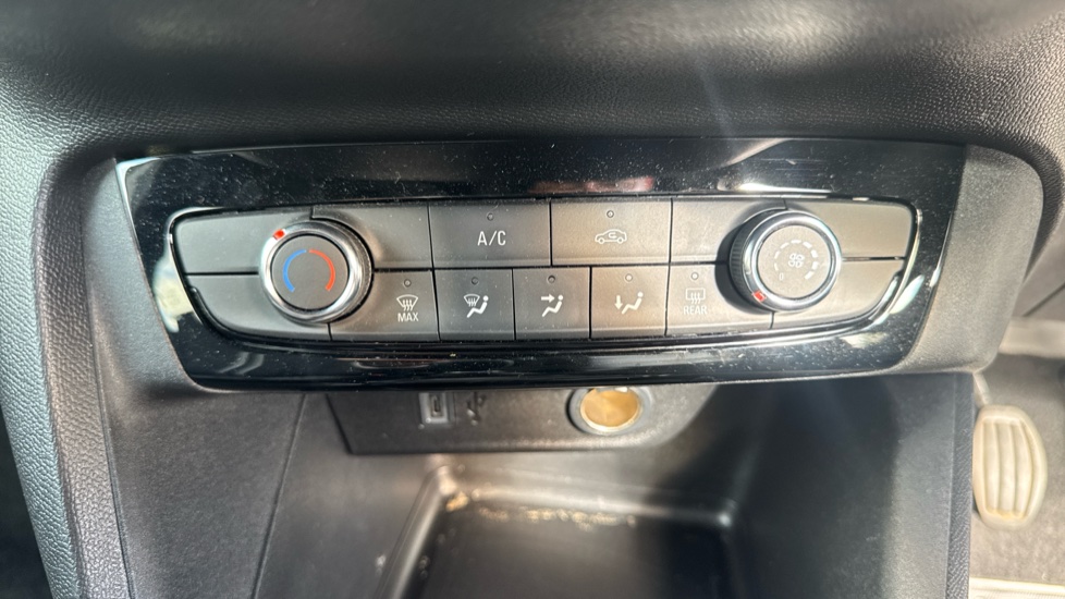 Vauxhall Corsa 1.2 GS 5dr Petrol Hatchback - Image 41