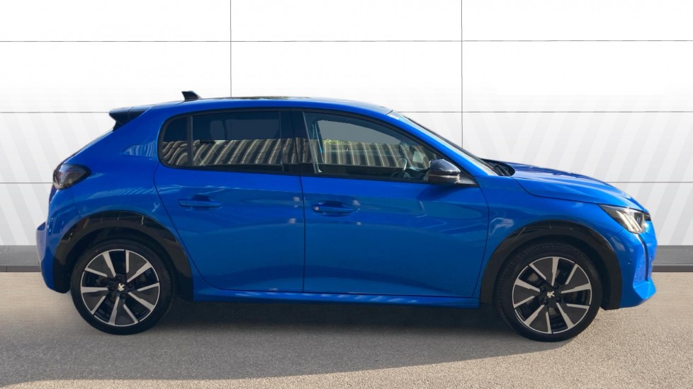 Peugeot 208 100kW GT Premium 50kWh 5dr Auto Electric Hatchback - Image 5