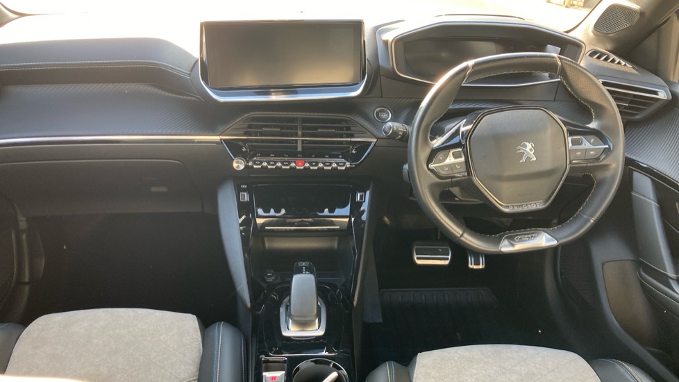 Peugeot 208 100kW GT Premium 50kWh 5dr Auto Electric Hatchback - Image 10