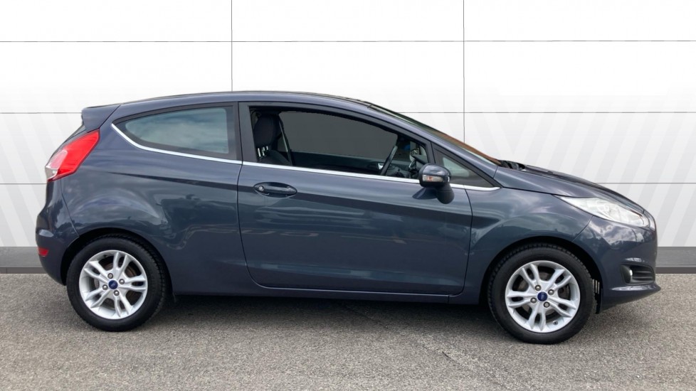 Ford Fiesta 1.25 82 Zetec 3dr Petrol Hatchback - Image 5