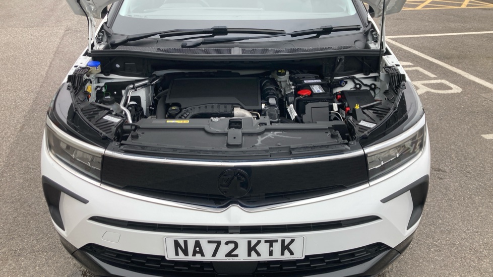 Vauxhall Grandland 1.2 Turbo GS Line 5dr Petrol Hatchback - Image 8